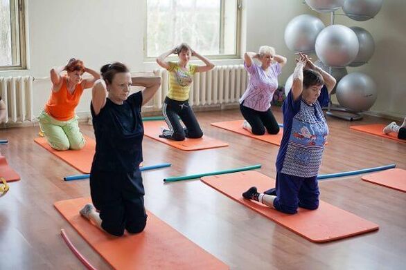 Terapia dell'esercizio fisico per il trattamento dell'artrosi